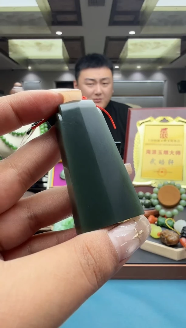 未镶嵌和田玉挂件szq