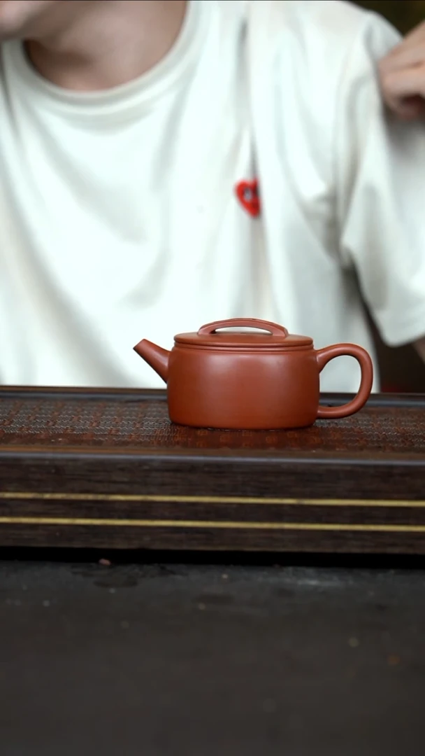 茶壶紫砂    小红泥    汉瓦      160cc