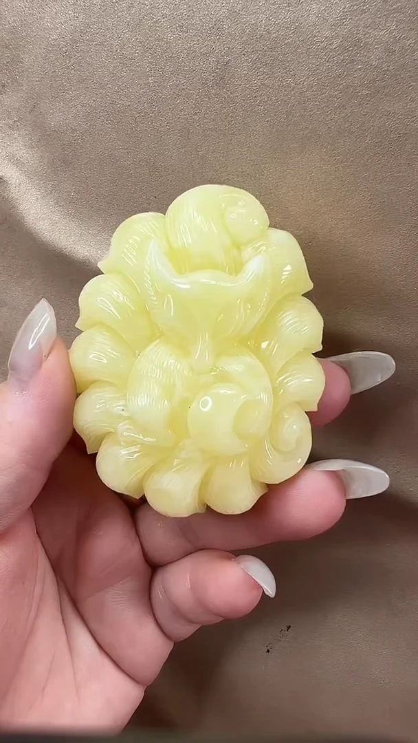 琥珀颈饰未镶嵌吊坠