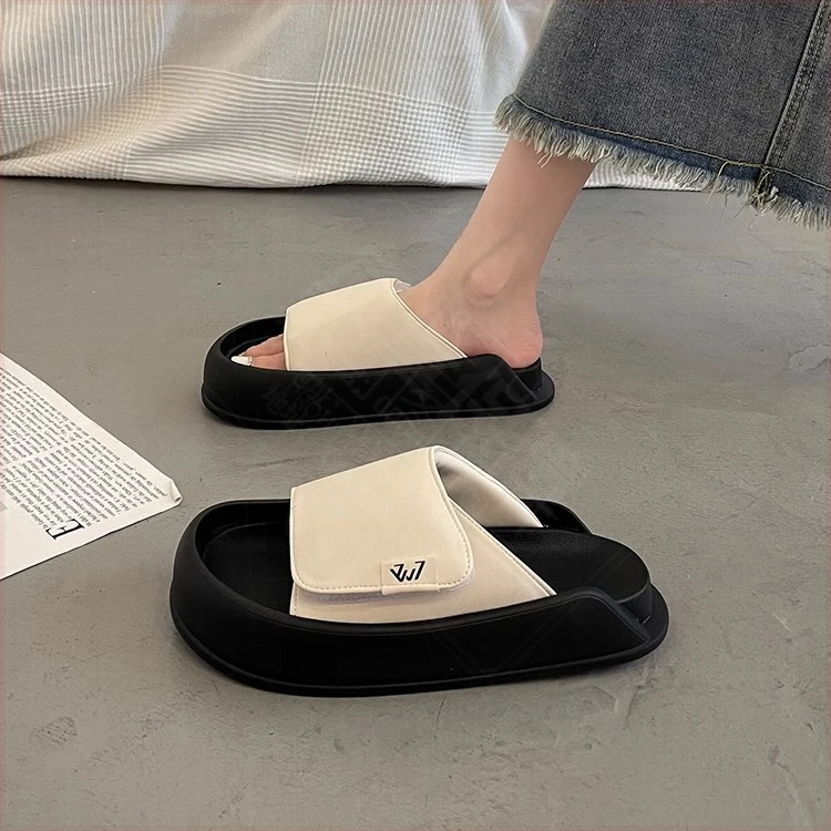 网红法式厚底凉拖鞋女夏外穿配裙子2025新款小众高级感外出沙滩鞋