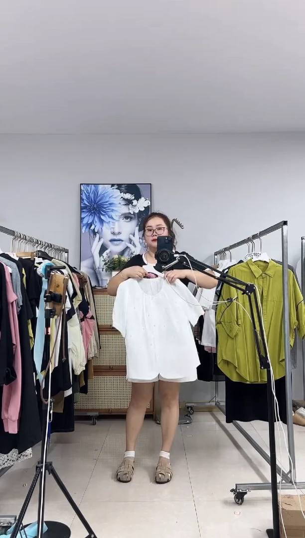 1300女装孤品青货
