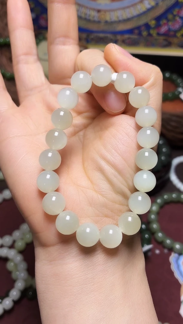未镶嵌手链和田玉叫****?10mm白玉圆珠