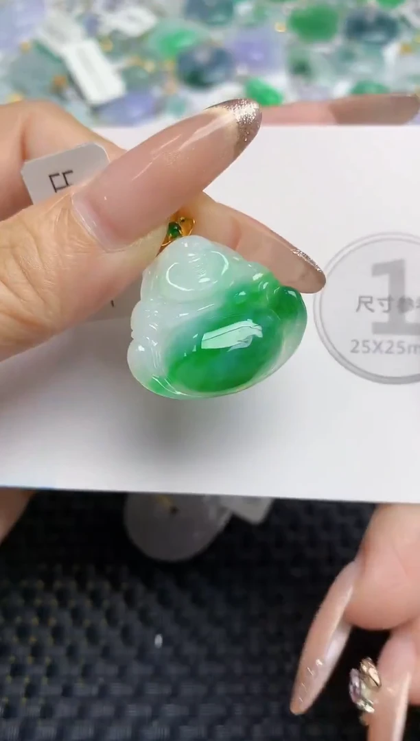 颈饰18K金镶嵌翡翠天然缅甸A货翡翠百元以上9元证书费自理