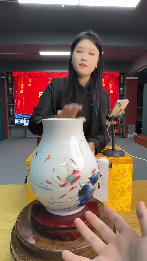 摆件瓷青花荷花赏瓶9带证书