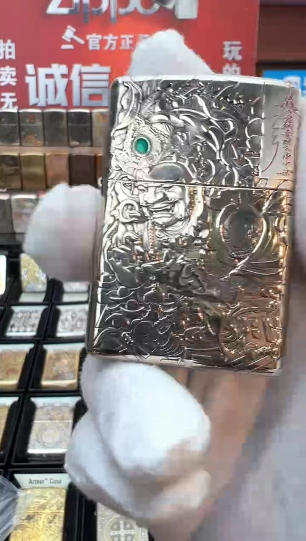 白铜重甲不动明王