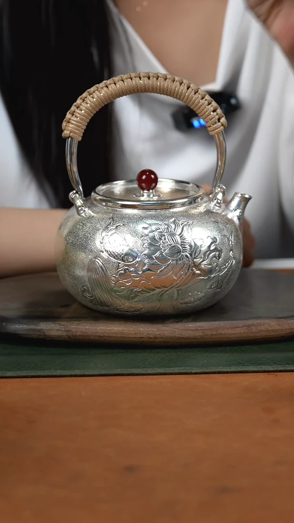 新品手工鱼戏莲提梁银壶
