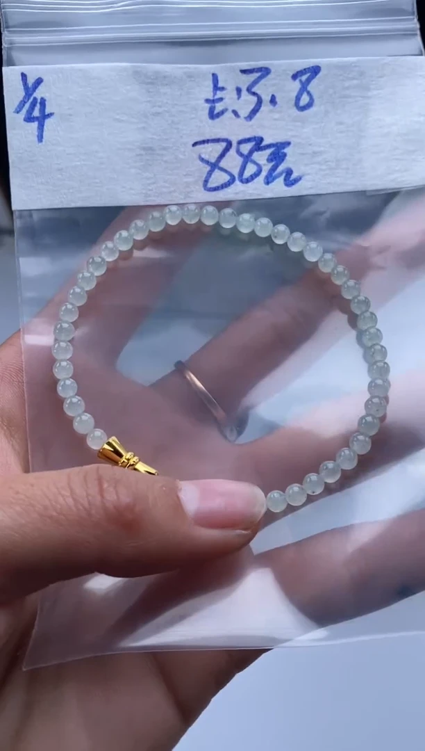 颈饰未镶嵌翡翠天然翡翠珠子