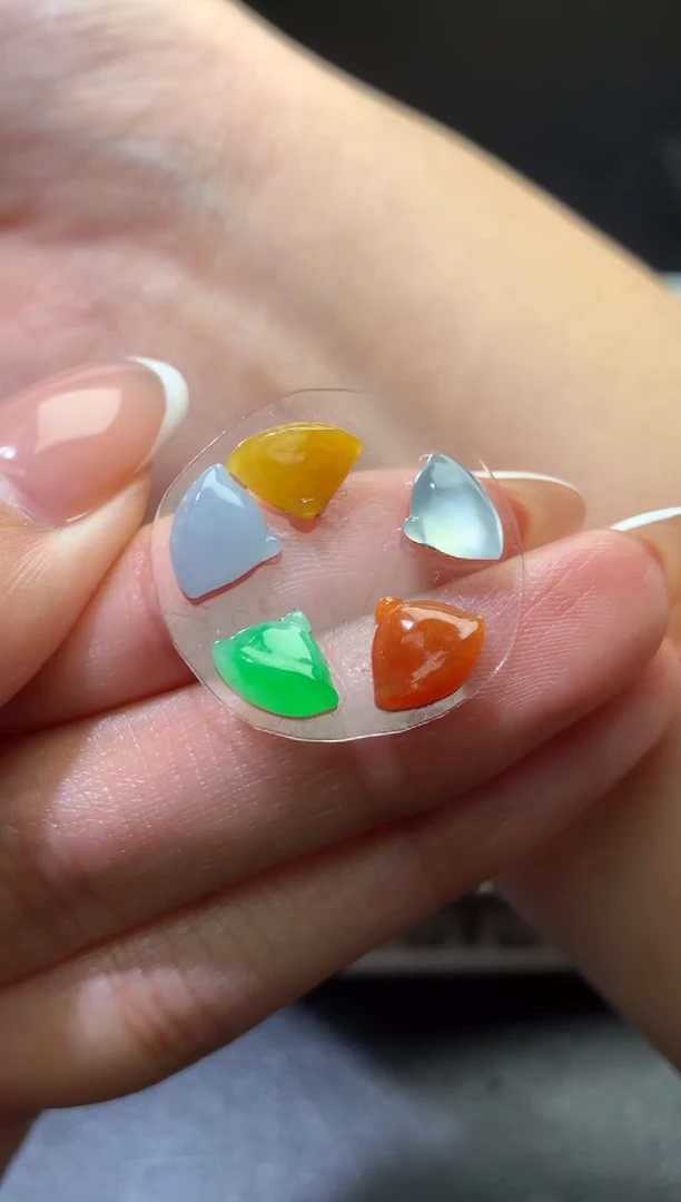 未镶嵌定制翡翠毛货 7.3-9.1-4.3