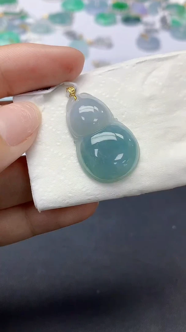 翡翠未镶嵌颈饰天然缅甸a货翡翠