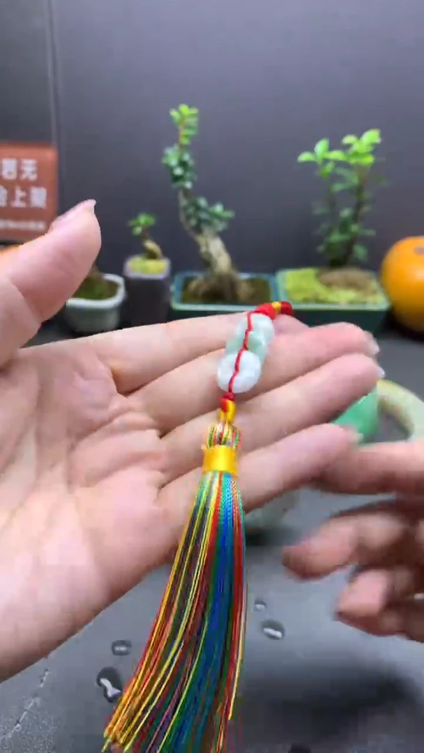 吊坠(不含链)未镶嵌翡翠五彩车挂