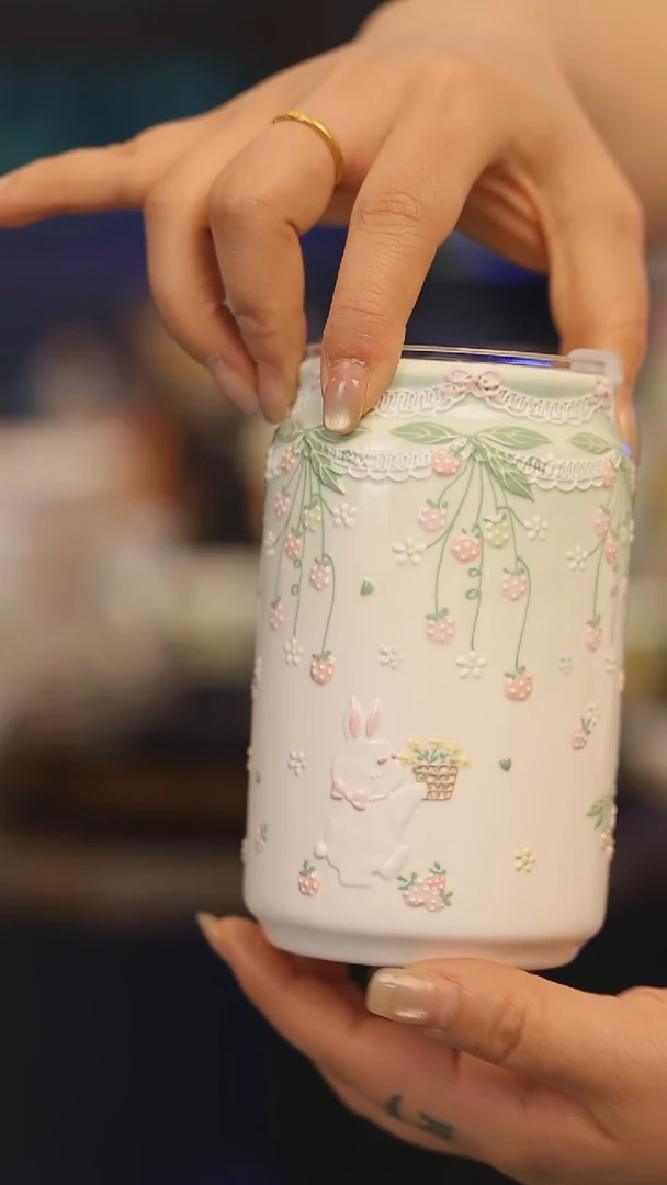 【闪购商品】摆件景德镇釉下彩绘设计师款式陶瓷