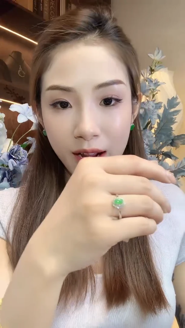 翡翠戒指18K金镶嵌A18翡翠多样性发货一件