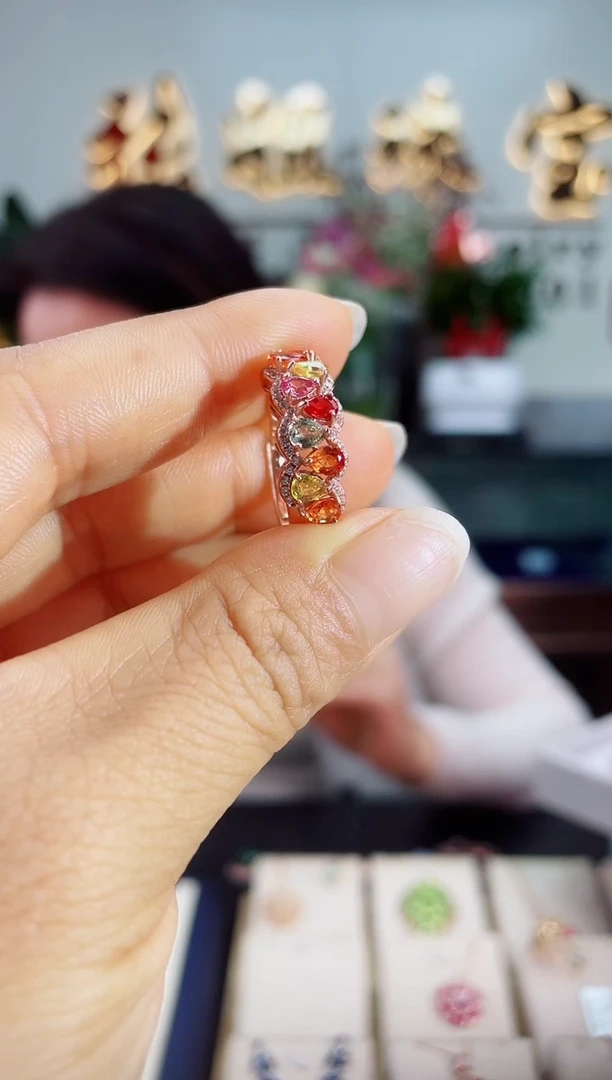 【闪购商品】彩色蓝宝石戒指银S925镶嵌戒指