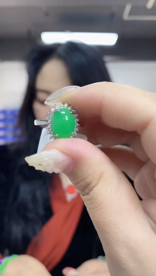 【闪购商品】翡翠戒指未镶嵌多样性发其一颜色微差