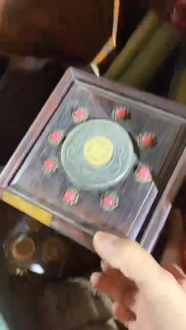 香榧木开封红宝宝头头盒子