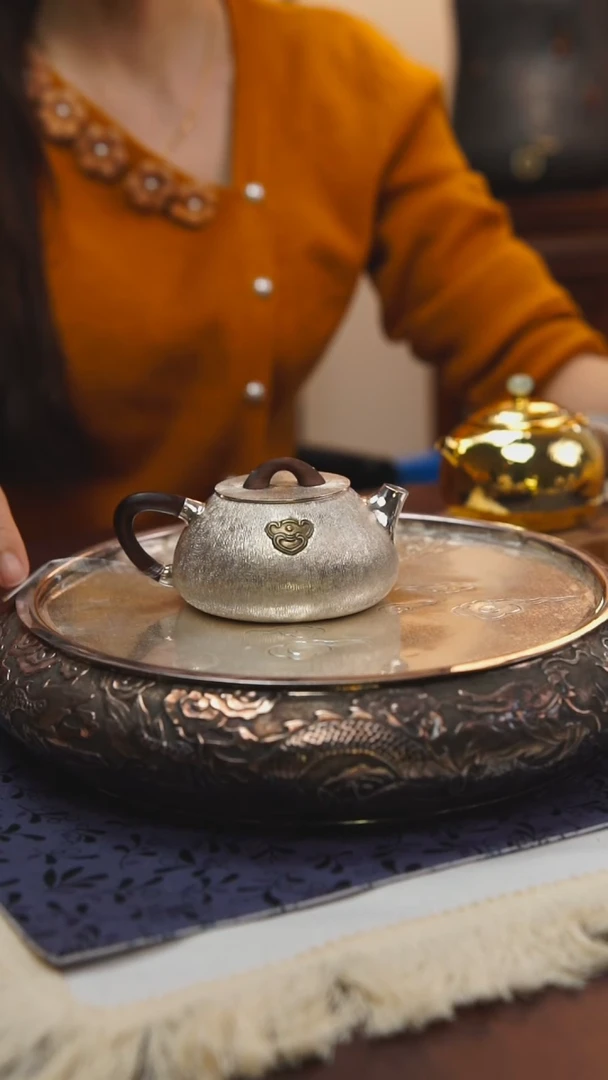 古悦足银999泡茶壶