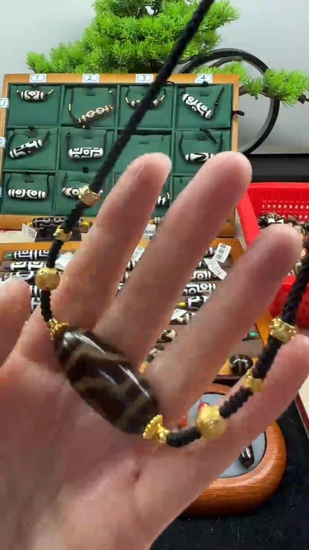 玛瑙/玉髓（覆膜）颈饰未镶嵌97（微瑕）