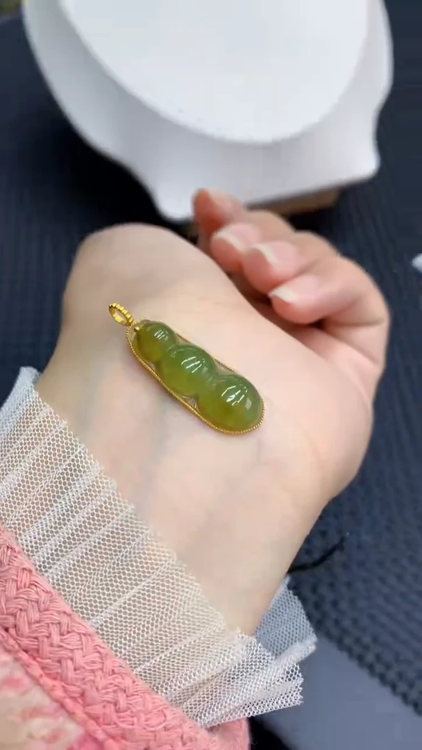 【闪购商品】翡翠颈饰18K金镶嵌            8