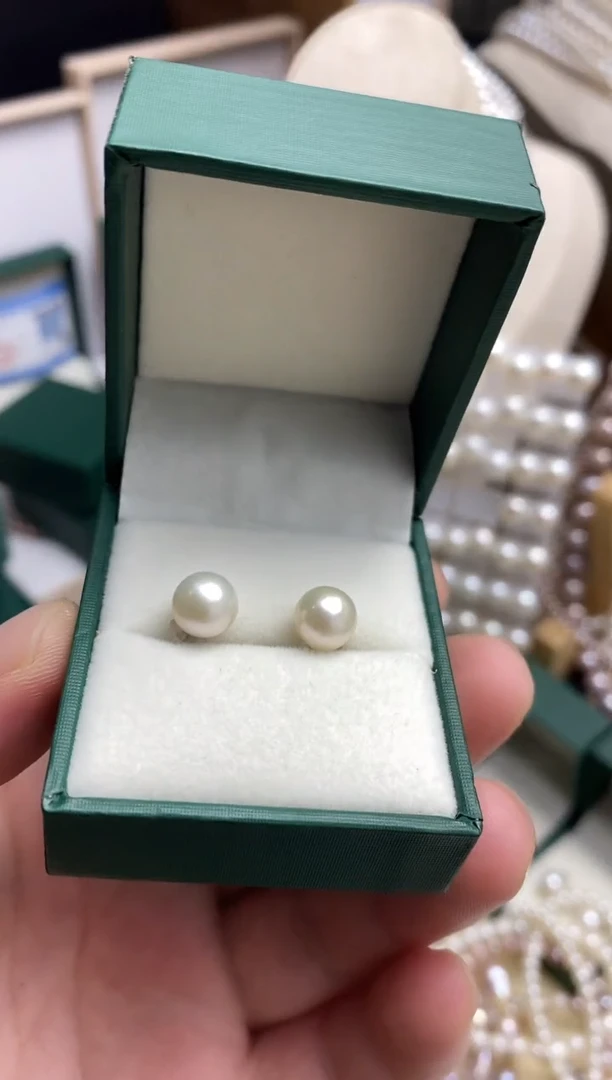 未镶嵌耳钉淡水珍珠7.8mm正圆珍珠耳钉