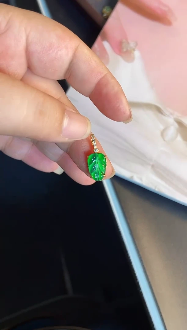 吊坠(不含链)银S925镶嵌翡翠1