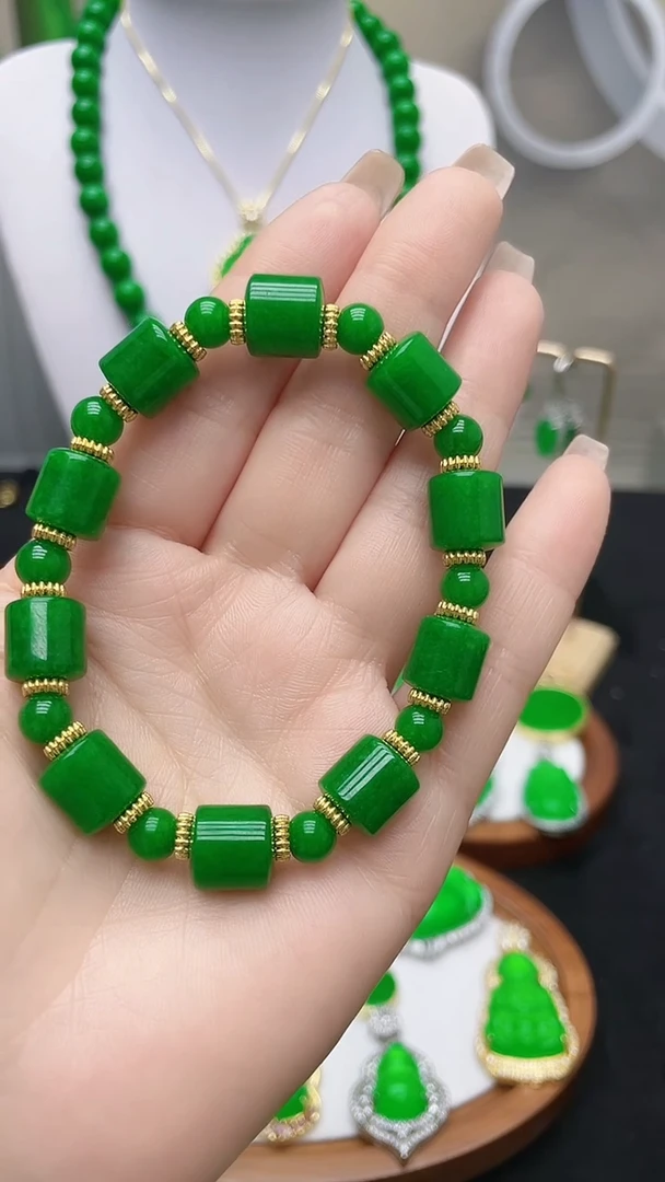 14K金镶嵌手链翡翠C155