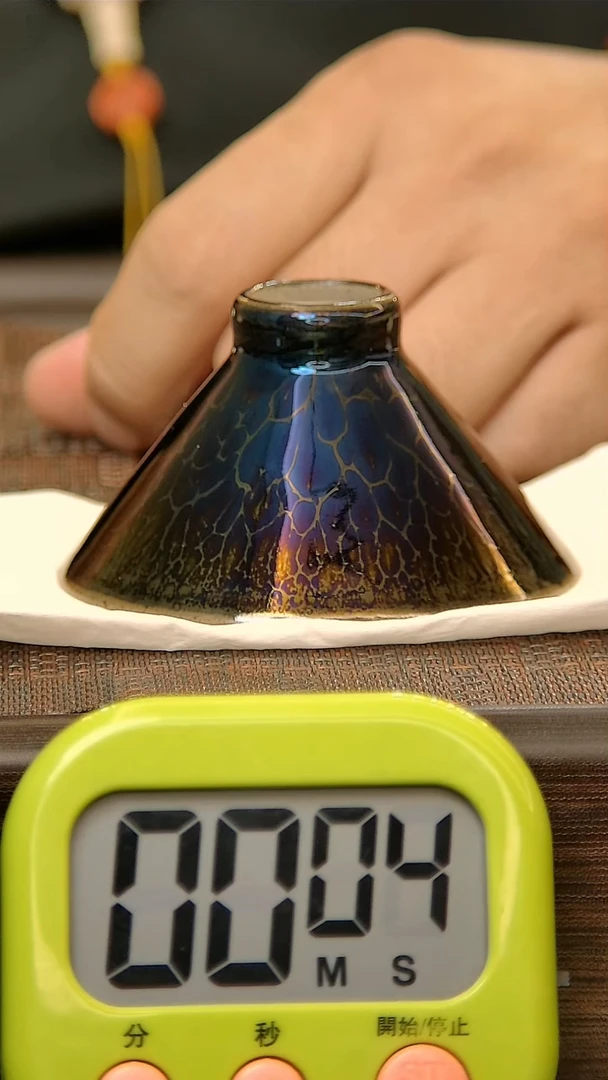 茶盏552=。。。。。。。