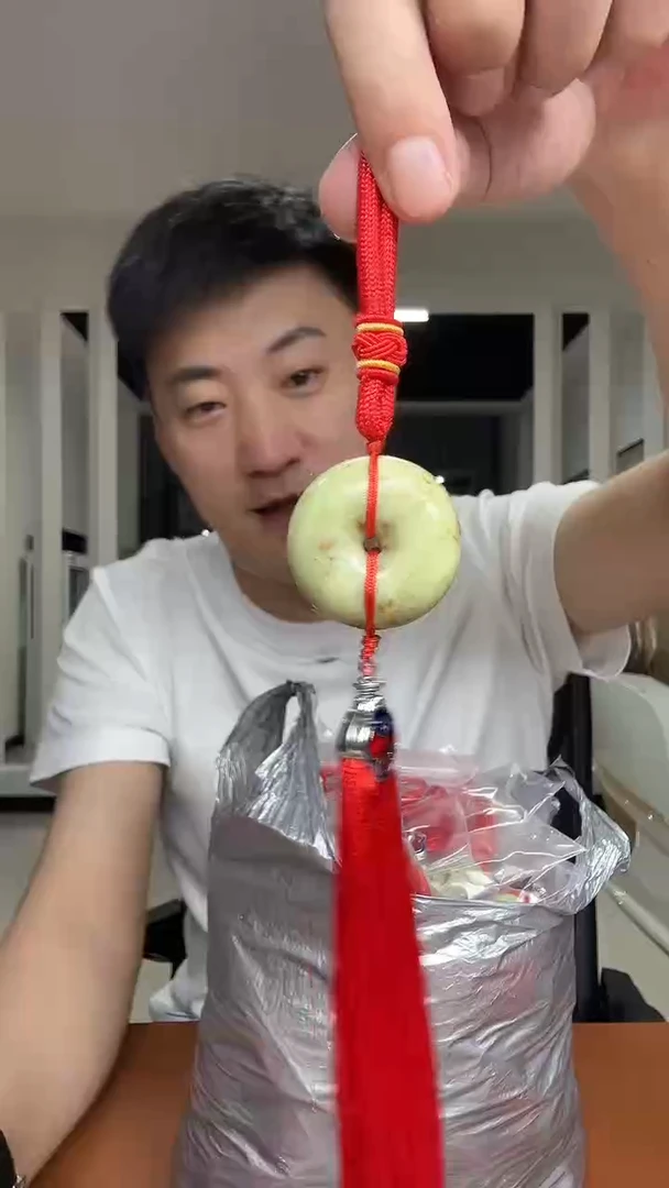 未镶嵌岫玉其它多样性发货一件