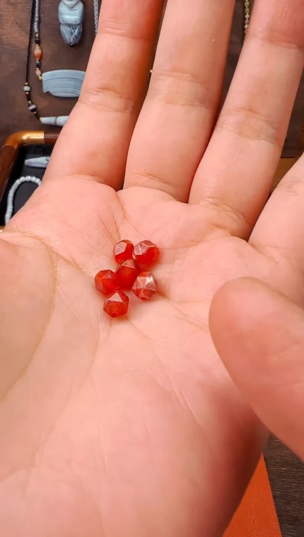【 肖钟出品 】配珠随发6颗