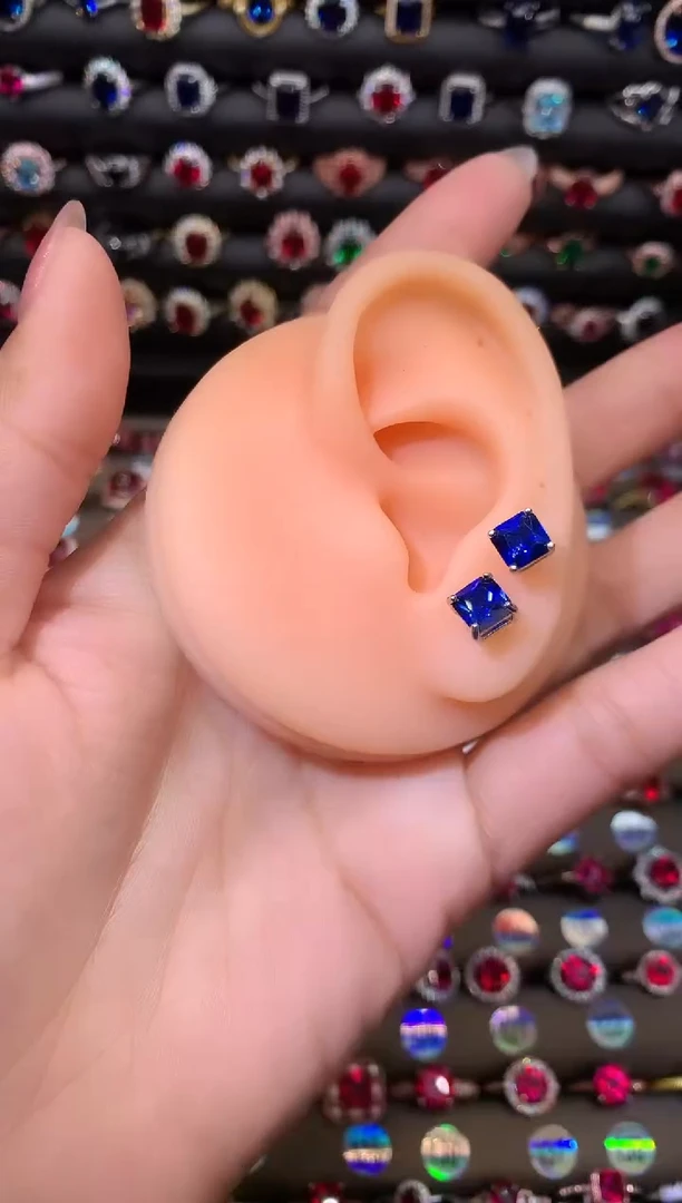 【闪购商品】蓝宝石耳饰银S925镶嵌6