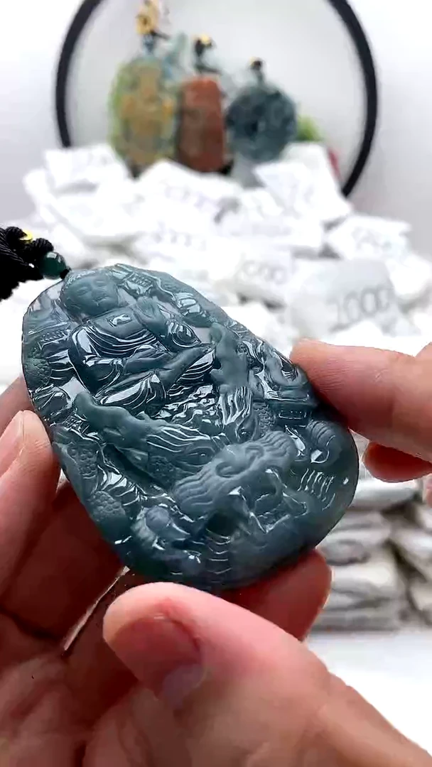 【闪购商品】翡翠颈饰未镶嵌大日如来