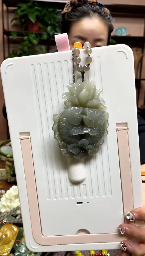 未镶嵌岫玉颈饰儿**全·