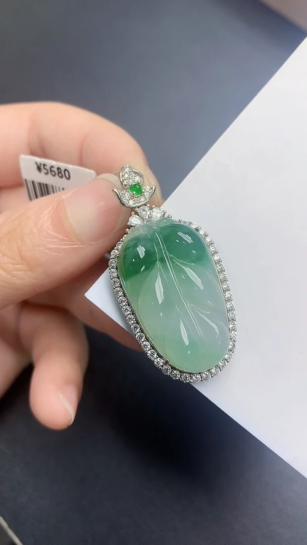 颈饰银S925镶嵌翡翠天然缅甸A货百元以上9元证书费自理