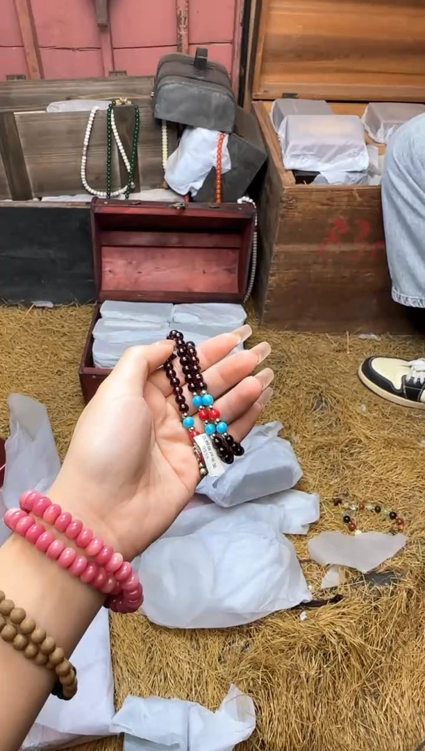 精美手串（无礼盒）