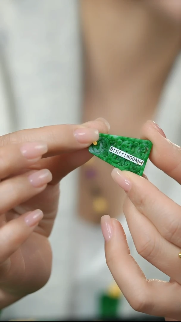 颈饰未镶嵌翡翠@HM008111216@