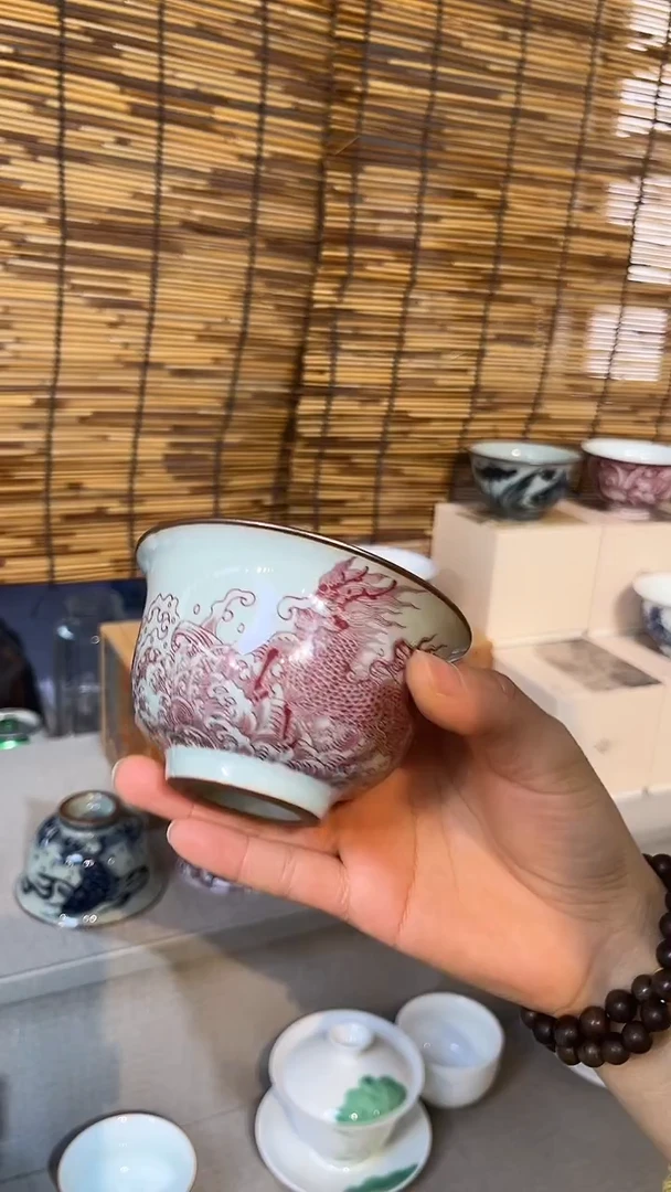 景德镇高温瓷踏浪麒麟