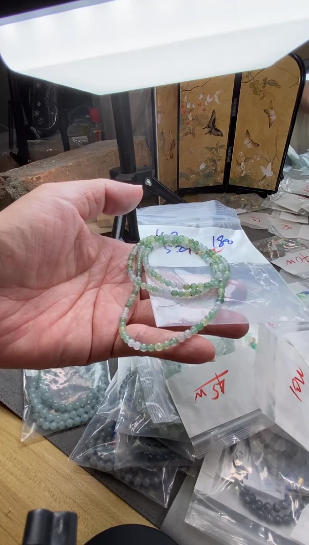 定制翡翠未镶嵌缅甸天然翡翠