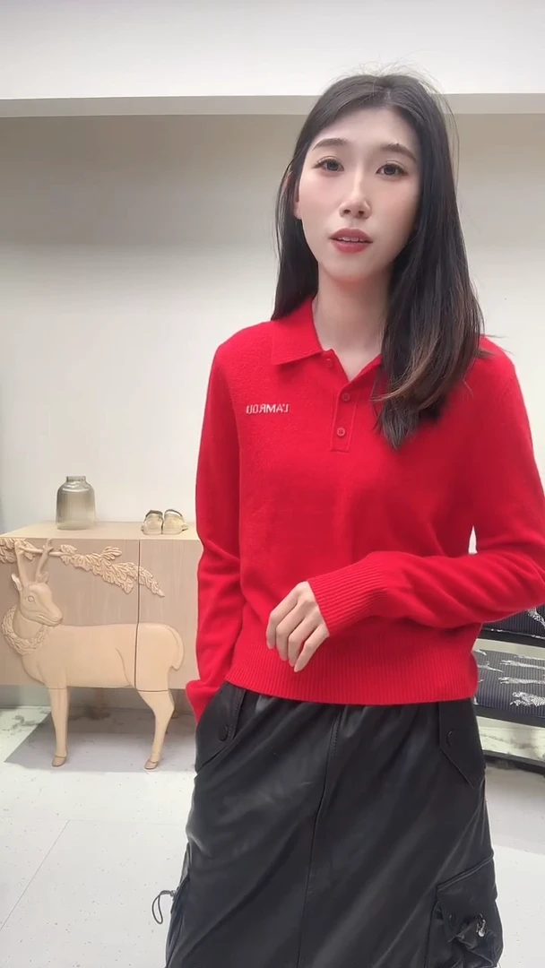 正红色Polo领韩版上衣