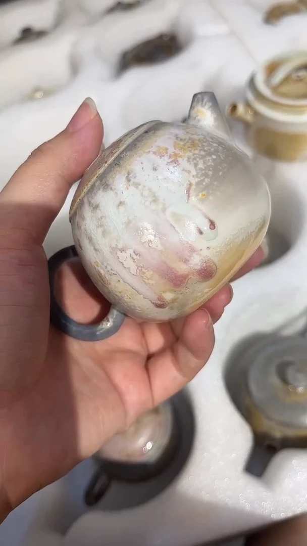 壶180号容量100-110ML 高白泥 微瑕 放漏