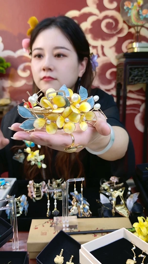 刺绣冷纯手工非遗绒花