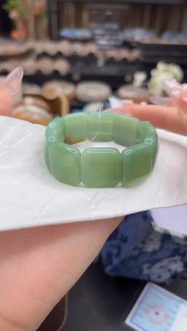 无无306樱花微瑕手牌