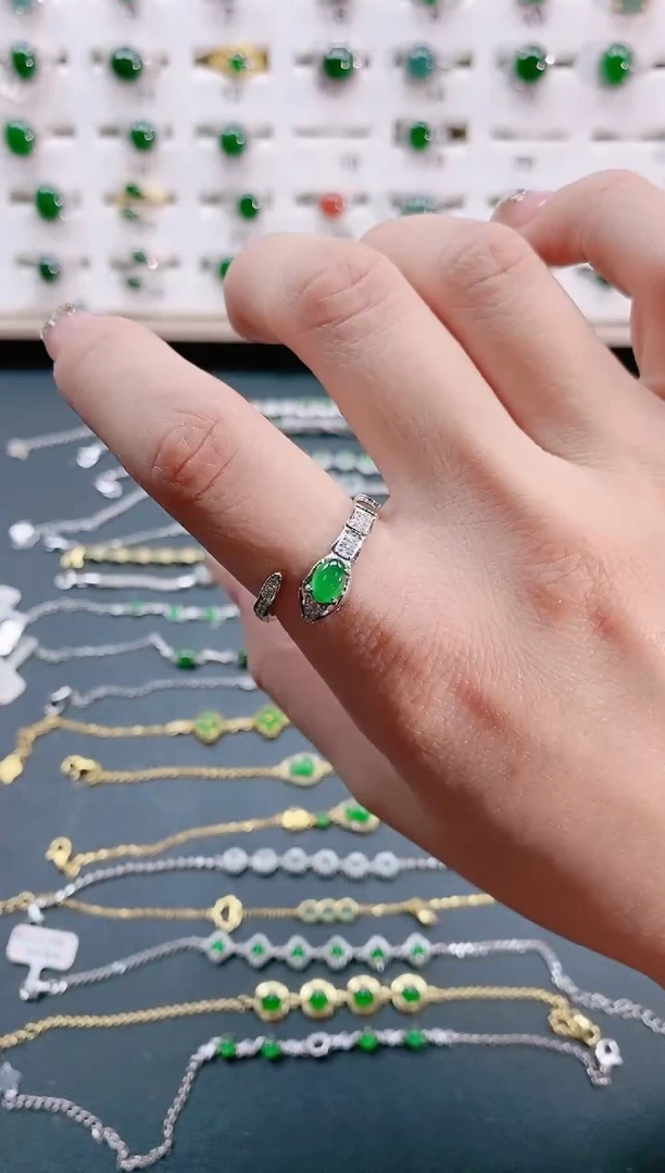 【闪购商品】翡翠戒指银S925镶嵌天然翡翠