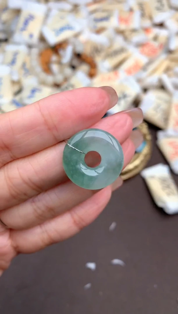 未镶嵌挂件翡翠一