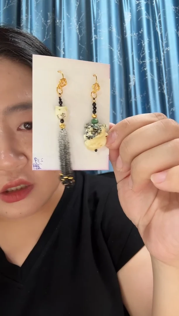 未镶嵌蜜蜡耳坠蜜蜡耳坠