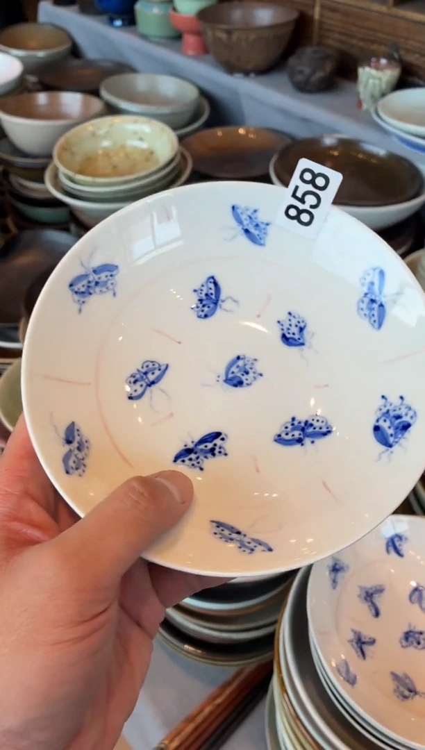 瓷片ジ****ト858 微瑕手绘蝴蝶平底盘1个