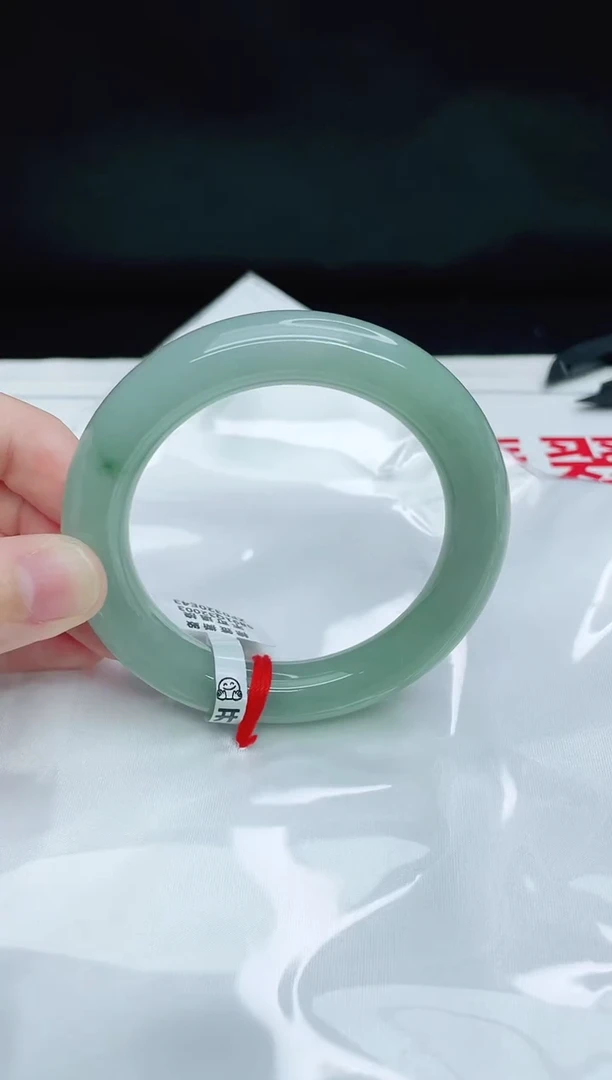 翡翠手镯未镶嵌天然缅甸A货翡翠圆条58