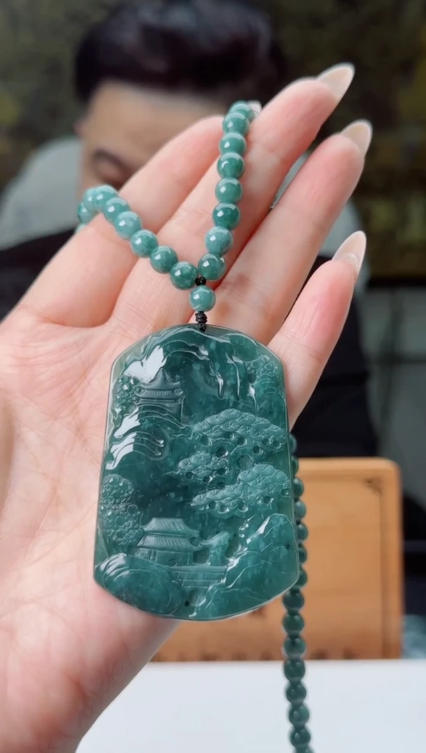 【闪购商品】翡翠颈饰未镶嵌11111111