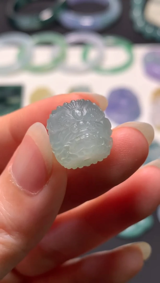 未镶嵌定制翡翠13.3*14.6