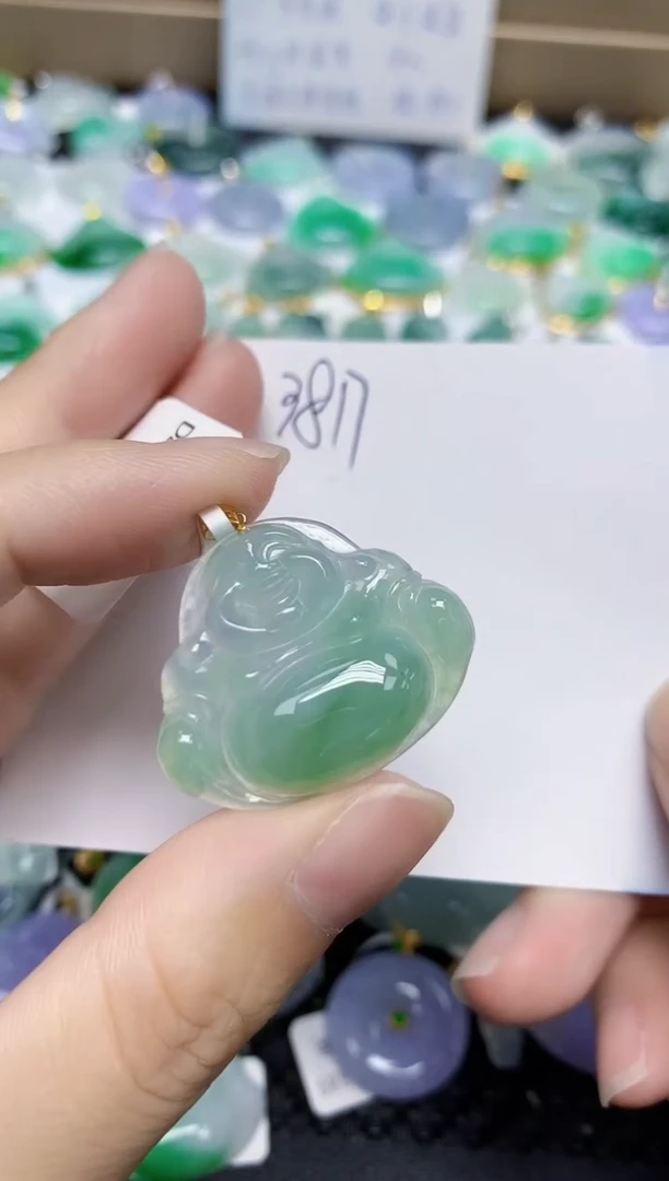 翡翠未镶嵌颈饰天然缅甸翡翠A货