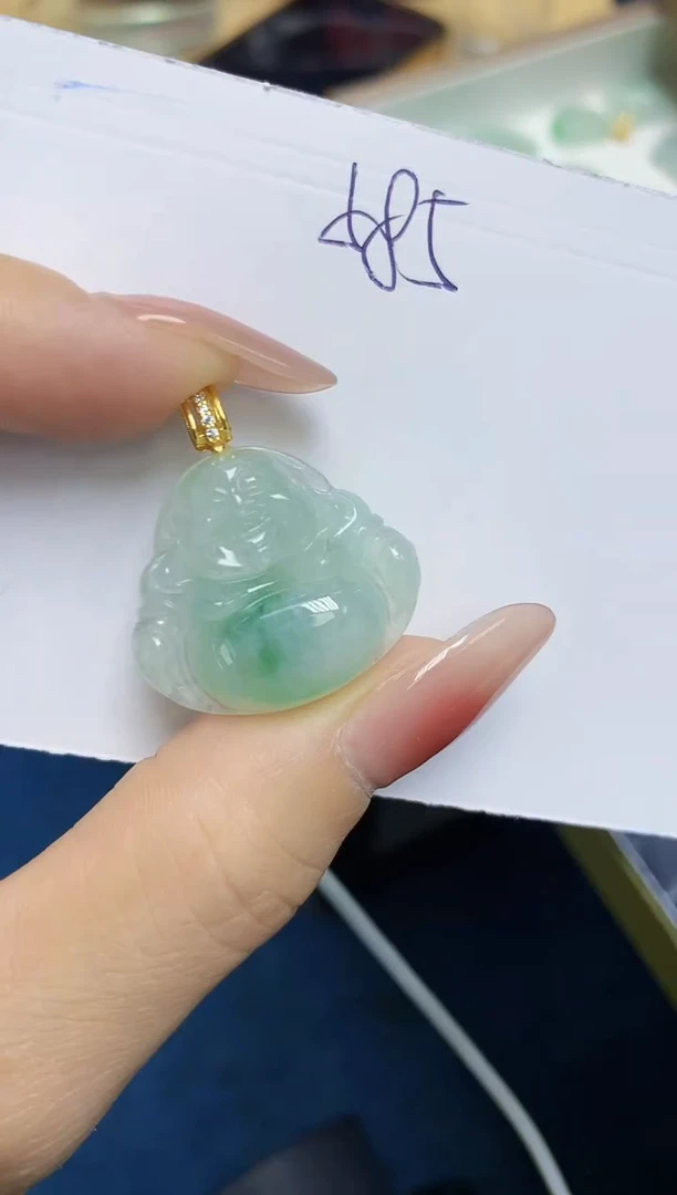 翡翠未镶嵌颈饰 天然缅甸翡翠A货