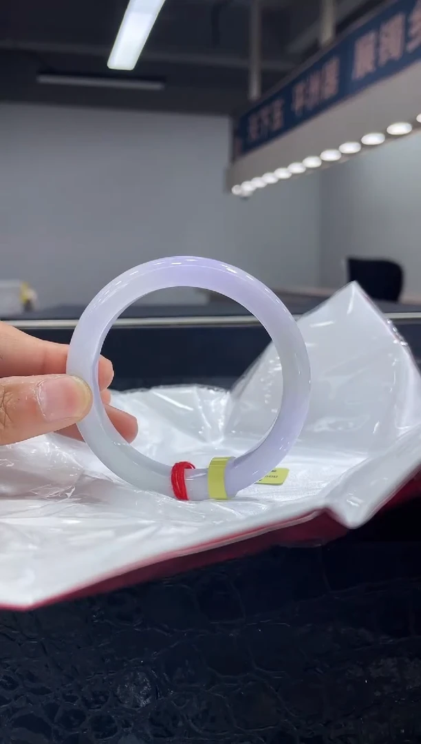 未镶嵌手镯翡翠2